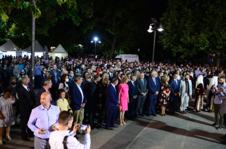 Η ΛΑΡΙΣΑ ΤΙΜΑ ΤΟΝ ΠΟΛΙΟΥΧΟ ΤΗΣ ΑΓΙΟ ΑΧΙΛΛΙΟ