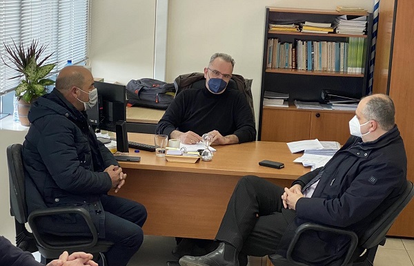 ΣΤΟΝ ΠΡΟΪΣΤΑΜΕΝΟ ΤΟΥ ΕΛΓΑ ΜΕ ΑΓΡΟΤΕΣ ΤΩΝ ΠΛΑΤΑΝΟΥΛΙΩΝ Ο ΧΡ. ΚΑΠΕΤΑΝΟΣ ΓΙΑ ΤΙΣ ΑΠΟΖΗΜΙΩΣΕΙΣ