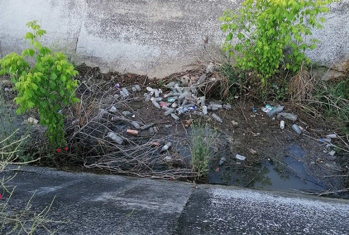 ΧΑΒΟΥΖΑ Ο ΚΕΝΤΡΙΚΟΣ ΑΥΛΑΚΑΣ ΤΟΥ ΑΜΠΕΛΩΝΑ
