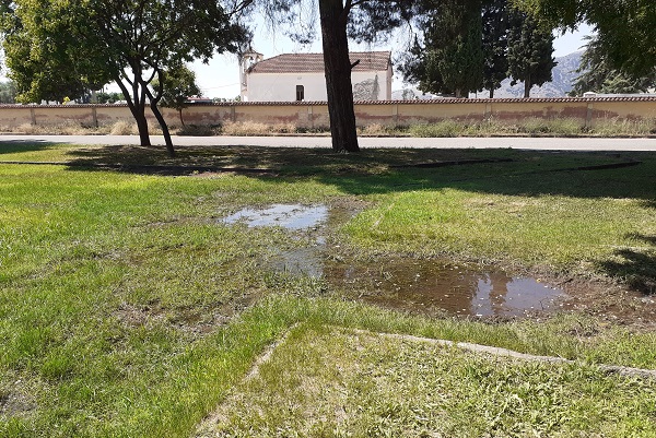 ΠΑΡΚΟ ΜΕΤΑΤΡΕΠΕΤΑΙ ΣΕ ΕΛΟΣ ΣΤΟΝ ΤΥΡΝΑΒΟ ΛΟΓΩ ΔΙΑΡΡΟΗΣ ΝΕΡΟΥ