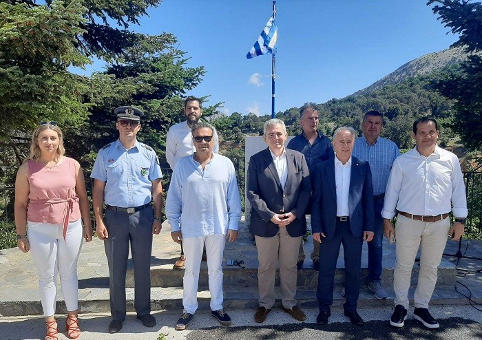 ΤΙΜΗΘΗΚΑΝ ΕΚΤΕΛΕΣΘΕΝΤΕΣ ΠΑΤΡΙΩΤΕΣ ΣΤΗ ΣΠΗΛΙΑ ΚΙΣΣΑΒΟΥ