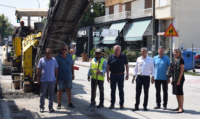 ΒΕΛΤΙΩΝΕΤΑΙ Η ΟΔΙΚΗ ΑΣΦΑΛΕΙΑ ΣΤΗΝ ΟΔΟ ΛΑΡΙΣΑΣ-ΦΑΡΣΑΛΩΝ ΣΤΟ ΥΨΟΣ ΤΗΣ ΝΙΚΑΙΑΣ