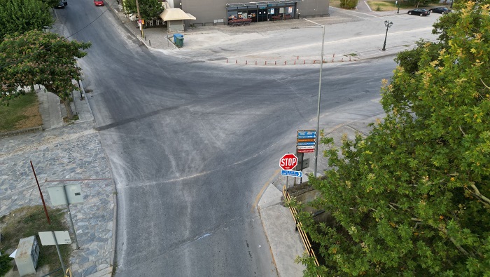 «ΚΛΕΙΝΕΙ» Η ΕΘΝΙΚΗ ΟΔΟΣ ΣΤΟ ΥΨΟΣ ΤΗΣ ΚΕΝΤΡΙΚΗΣ ΓΕΦΥΡΑΣ ΕΛΑΣΣΟΝΑΣ