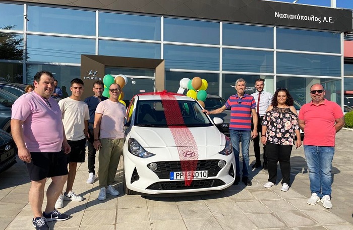 ΔΩΡΟ ΕΝΑ HYUNDAI ΓΙΑ ΤΗΝ ΤΥΧΕΡΗ ΤΗΣ ΚΛΗΡΩΣΗΣ ΤΗΣ ΣΥΝΤΕΧΝΙΑΣ ΚΡΕΟΠΩΛΩΝ