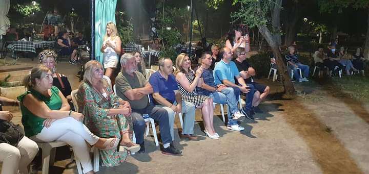 ΛΑΪΚΗ ΒΡΑΔΙΑ ΣΤΗΝ 1η ΔΗΜΟΤΙΚΗ ΚΟΙΝΟΤΗΤΑ ΛΑΡΙΣΑΣ
