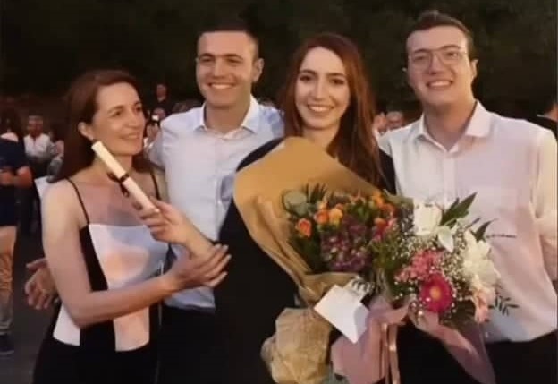 ΣΥΓΧΑΡΗΤΗΡΙΟ ΜΗΝΥΜΑ
