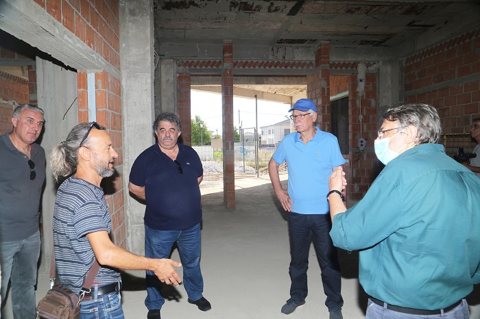 ΣΤΟ ΥΠΟ ΑΝΕΓΕΡΣΗ 24ο ΔΗΜΟΤΙΚΟ ΣΧΟΛΕΙΟ ΣΤΗΝ ΤΟΥΜΠΑ Ο ΑΠ. ΚΑΛΟΓΙΑΝΝΗΣ