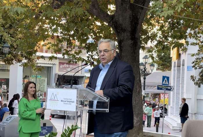 Ο ΧΑΙΡΕΤΙΣΜΟΣ ΤΟΥ ΓΙΩΡΓΟΥ ΛΑΜΠΡΟΥΛΗ ΣΤΗ ΓΙΟΡΤΗ ΦΕΤΑΣ ΕΛΑΣΣΟΝΑΣ