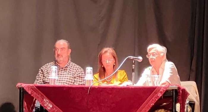 ΠΑΡΟΥΣΙΑΣΤΗΚΕ ΣΤΟΝ ΤΥΡΝΑΒΟ ΤΟ «ΜΑΥΡΟ ΤΡΙΑΝΤΑΦΥΛΛΟ» ΤΗΣ ΕΥΑΣ ΜΑΖΟΚΟΠΑΚΗ