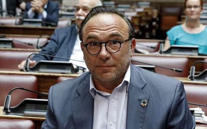 ΦΕΥΓΕΙ ΑΠΟ ΤΗΝ ΕΥΡΩΟΜΑΔΑ ΤΟΥ ΣΥΡΙΖΑ – Π.Σ. Ο ΠΕΤΡΟΣ ΚΟΚΚΑΛΗΣ