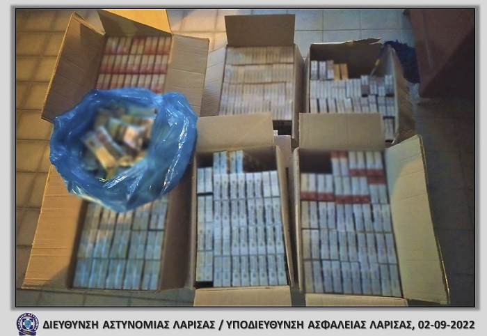 ΜΙΑ ΣΥΛΛΗΨΗ ΣΤΗ ΛΑΡΙΣΑ ΓΙΑ ΛΑΘΡΑΙΑ ΤΣΙΓΑΡΑ ΚΑΙ ΚΑΠΝΟ