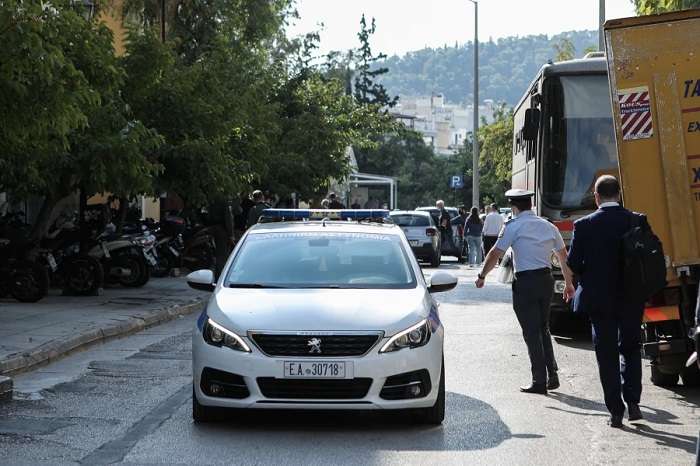 ΑΣΥΛΛΗΠΤΟ: Η ΜΗΤΕΡΑ ΤΗΣ 12ΧΡΟΝΗΣ ΣΥΝΕΛΗΦΘΗ ΜΕ ΤΗΝ ΚΑΤΗΓΟΡΙΑ ΤΗΣ ΔΙΑΚΕΚΡΙΜΕΝΗΣ ΜΑΣΤΡΟΠΕΙΑΣ