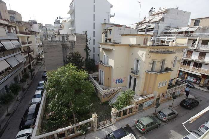 ΛΑΡΙΣΑ: ΔΙΩΡΗ ΔΙΑΚΟΠΗ ΚΥΚΛΟΦΟΡΙΑΣ ΣΤΙΣ ΟΔΟΥΣ ΠΑΛΑΙΣΤΙΝΗΣ ΚΑΙ ΛΕΣΒΟΥ ΤΗΝ ΠΕΜΠΤΗ