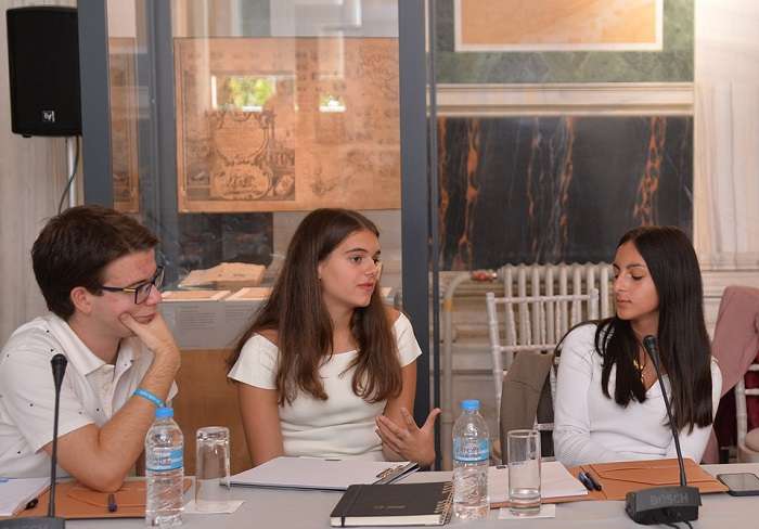 ΜΑΘΗΤΗΣ ΤΟΥ 1ου ΠΕΙΡΑΜΑΤΙΚΟΥ ΓΕΛ ΛΑΡΙΣΑΣ ΣΤΟ ΤEENS ATHENS DEMOCRACY FORUM