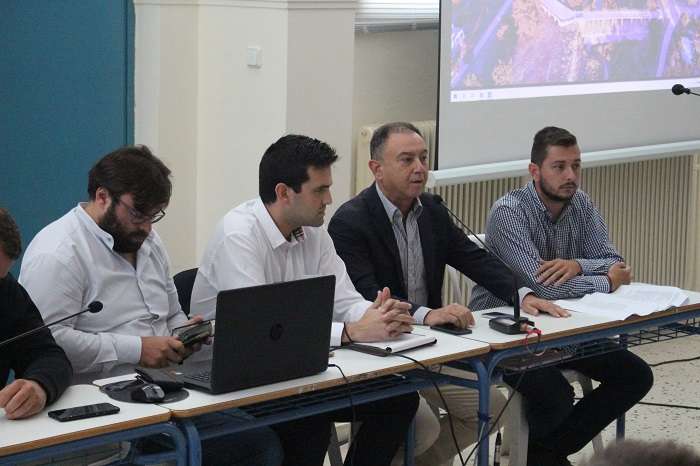 ΧΡ. ΚΕΛΛΑΣ ΑΠΟ ΤΟ ΕΥΥΔΡΙΟ: Η ΚΥΒΕΡΝΗΣΗ ΑΠ’ ΤΗΝ ΠΡΩΤΗ ΣΤΙΓΜΗ ΣΤΟ ΠΛΕΥΡΟ ΤΩΝ ΚΑΤΟΙΚΩΝ