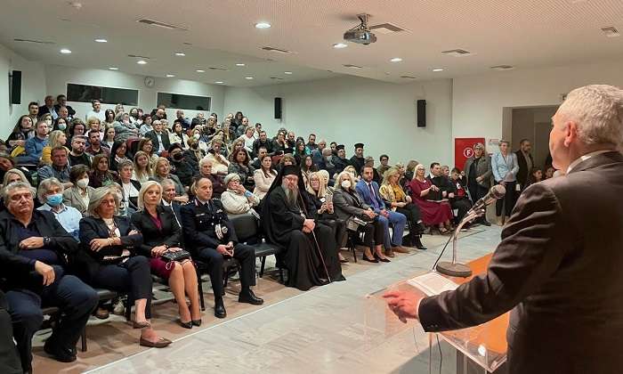 ΟΜΙΛΙΑ ΤΟΥ Μ. ΧΑΡΑΚΟΠΟΥΛΟΥ ΣΤΟ ΔΙΑΧΡΟΝΙΚΟ ΜΟΥΣΕΙΟ ΓΙΑ ΤΟΥΣ ΕΛΛΗΝΕΣ ΤΗΣ ΚΑΠΠΑΔΟΚΙΑΣ