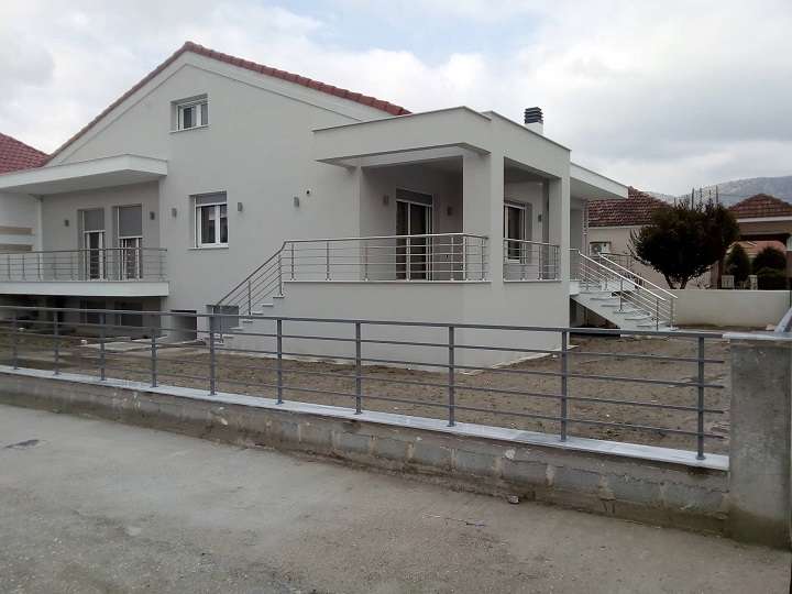 Για μεταλλικές κατασκευές ποιότητας Χαράλαμπος Μπίτης στον Αμπελώνα