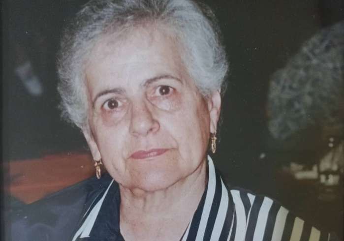 ΕΓΙΝΕ ΣΤΟΝ ΑΜΠΕΛΩΝΑ Η ΚΗΔΕΙΑ ΤΗΣ ΠΑΡΘΕΝΑΣ ΛΑΠΑΡΙΔΟΥ