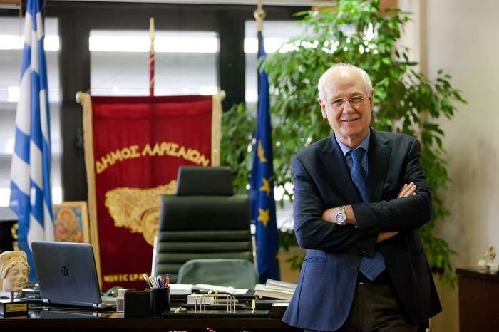Ο ΔΗΜΑΡΧΟΣ ΛΑΡΙΣΑΙΩΝ ΓΙΑ ΤΗΝ ΥΠΟΥΡΓΟΠΟΙΗΣΗ ΤΟΥ Δ. ΠΑΠΑΣΤΕΡΓΙΟΥ