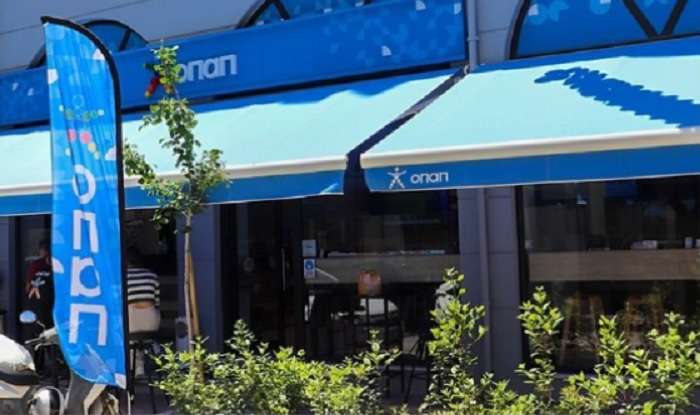 ΛΗΣΤΕΙΑ ΜΕ ΜΑΧΑΙΡΙ ΣΕ ΠΡΑΚΤΟΡΕΙΟ ΟΠΑΠ ΣΤΗ ΛΑΡΙΣΑ