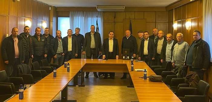 ΤΟ ΥΠΑΑΤ ΓΙΑ ΤΗ ΣΥΝΑΝΤΗΣΗ ΤΟΥ Γ. ΓΕΩΡΓΑΝΤΑ ΜΕ ΤΟ ΔΗΜΑΡΧΟ ΚΑΙ ΤΟΥΣ ΠΡΟΕΔΡΟΥΣ ΣΥΝΕΤΑΙΡΙΣΜΩΝ ΤΟΥ ΔΗΜΟΥ ΤΥΡΝΑΒΟΥ