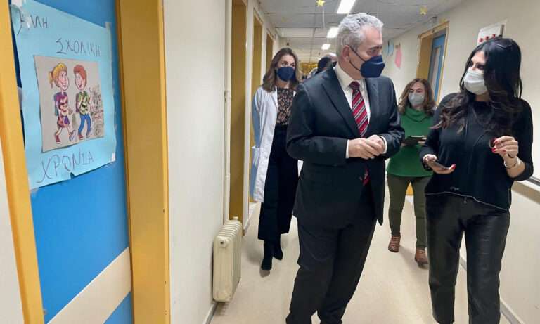 ΑΝΕΚΤΙΜΗΤΗ Η ΠΡΟΣΦΟΡΑ ΤΗΣ ΔΟΜΗΣ ΓΙΑ ΑμεΑ ΣΤΟΝ ΑΜΠΕΛΩΝΑ