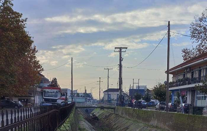 ΚΑΘΑΡΙΣΤΗΚΕ Ο ΑΥΛΑΚΑΣ ΣΤΟΝ ΑΜΠΕΛΩΝΑ
