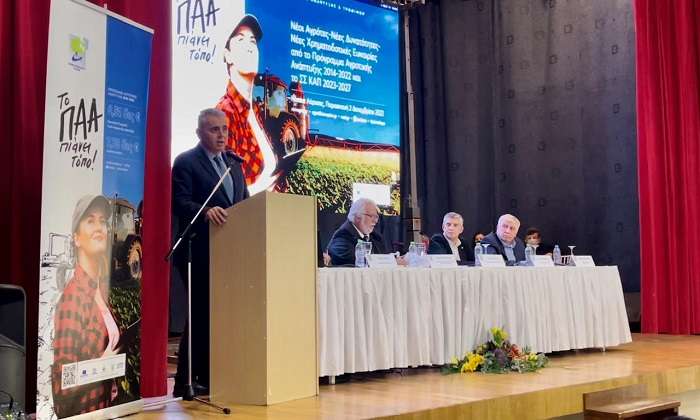 Σταράτες κουβέντες για συνδεδεμένες σε μήλα, καλαμπόκι και de minimis ζήτησε ο Μ. Χαρακόπουλος