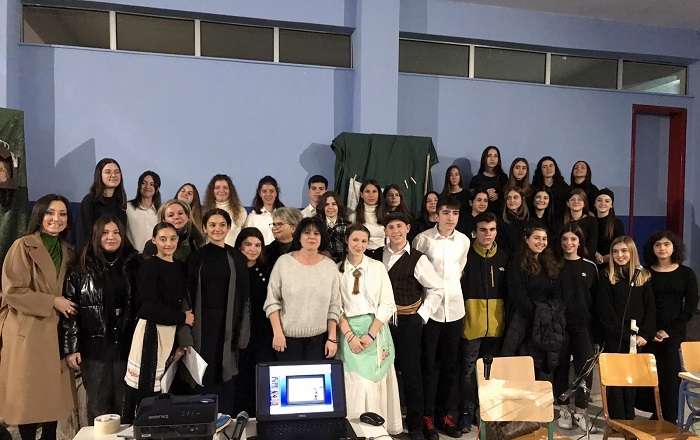 ΕΚΔΗΛΩΣΗ ΓΙΑ ΤΗ ΜΙΚΡΑΣΙΑΤΙΚΗ ΚΑΤΑΣΤΡΟΦΗ ΑΠΟ ΤΟΥΣ ΜΑΘΗΤΕΣ ΤΟΥ 9ου ΓΥΜΝΑΣΙΟΥ