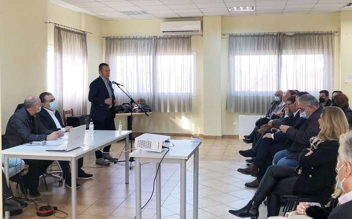 Β. ΚΟΚΚΑΛΗΣ: Η ΠΡΟΓΡΑΜΜΑΤΙΚΗ ΠΡΟΤΑΣΗ ΤΟΥ ΣΥΡΙΖΑ ΓΙΑ ΤΗ ΔΗΜΟΣΙΑ ΥΓΕΙΑ ΕΧΕΙ ΤΙΣ ΤΟΜΥ ΣΤΟ ΕΠΙΚΕΝΤΡΟ