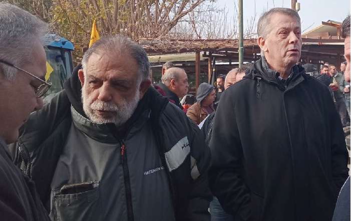 ΣΤΟ ΠΛΕΥΡΟ ΤΩΝ ΑΓΡΟΤΩΝ ΤΗΣ ΑΓΙΑΣ Η ΛΑΪΚΗ ΣΥΣΠΕΙΡΩΣΗ ΘΕΣΣΑΛΙΑΣ