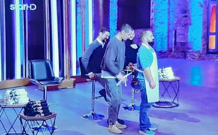 ΕΝΤΥΠΩΣΙΑΣΕ ΚΑΙ ΜΠΗΚΕ ΣΤΟ ΣΠΙΤΙ ΤΟΥ MASTER CHEF Ο ΚΡΑΝΙΩΤΗΣ Θ. ΓΑΛΑΝΗΣ ΠΟΥ ΜΕΝΕΙ ΣΤΗ ΦΑΛΑΝΗ