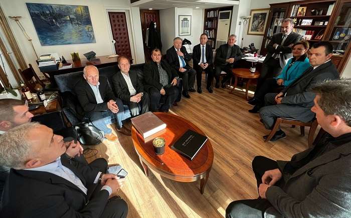 ΜΕ ΣΑΡΑΚΑΤΣΑΝΟΥΣ ΕΛΛΑΔΑΣ ΚΑΙ ΒΟΥΛΓΑΡΙΑΣ ΣΤΟ ΥΠΟΥΡΓΕΙΟ ΕΞΩΤΕΡΙΚΩΝ Ο ΧΡ. ΚΕΛΛΑΣ