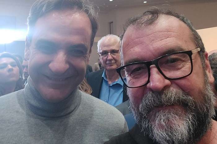 ΣΥΝΑΝΤΗΣΗ ΕΚΠΛΗΞΗ ΓΙΑ ΤΟΝ ΚΥΡ. ΜΗΤΣΟΤΑΚΗ ΣΤΗ ΛΑΡΙΣΑ