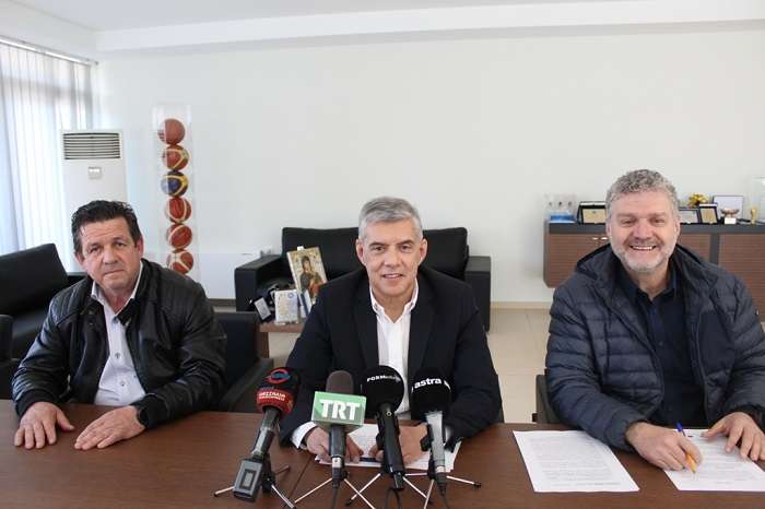 ΑΝΑΠΛΑΣΗ ΚΕΝΤΡΙΚΗΣ ΠΛΑΤΕΙΑΣ ΣΤΗΝ ΑΓΙΑ, ΕΝΕΡΓΕΙΑΚΗ ΑΝΑΒΑΘΜΙΣΗ ΥΠΟΔΟΜΩΝ ΔΕΥΑ ΑΓΙΑΣ ΚΑΙ ΑΓΡΟΤΙΚΟΙ ΔΡΟΜΟΙ 50 ΧΛΜ