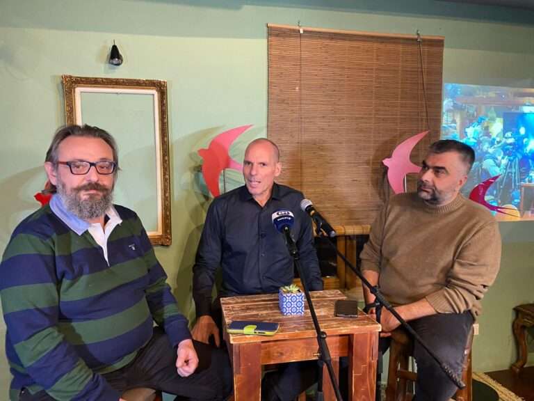 Γ. ΒΑΡΟΥΦΑΚΗΣ: ΣΥΣΤΡΑΤΕΥΣΗ ΤΩΝ ΠΡΟΟΔΕΥΤΙΚΩΝ ΔΥΝΑΜΕΩΝ ΕΝΑΝΤΙΑ ΣΤΗ ΛΕΗΛΑΣΙΑ ΤΩΝ ΠΟΛΛΩΝ ΑΠΟ ΤΟΥΣ ΛΙΓΟΥΣ