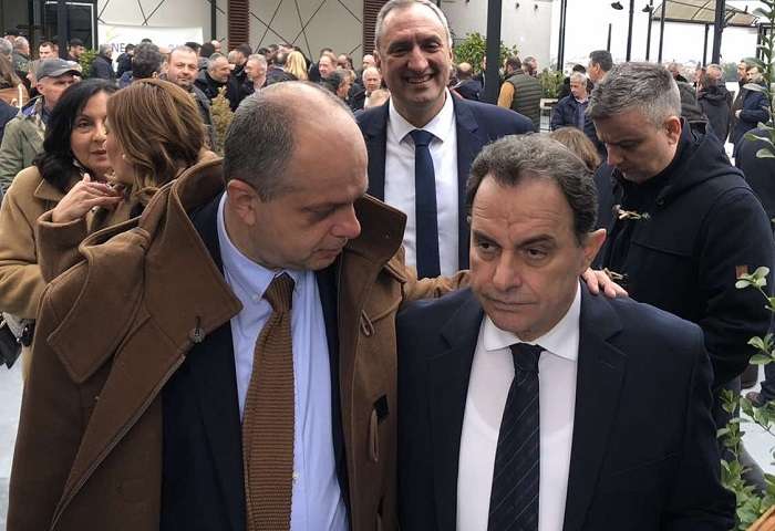 ΝΑ ΕΞΕΤΑΣΤΕΙ Η ΕΝΙΣΧΥΣΗ ΤΩΝ ΒΑΜΒΑΚΟΠΑΡΑΓΩΓΩΝ ΚΑΙ ΤΩΝ ΑΜΥΓΔΑΛΟΠΑΡΑΓΩΓΩΝ. ΑΠΑΡΑΙΤΗΤΕΣ ΟΙ ΑΛΛΑΓΕΣ ΚΑΙ ΣΤΗΝ ΣΥΜΒΟΛΑΙΑΚΗ ΓΕΩΡΓΙΑ