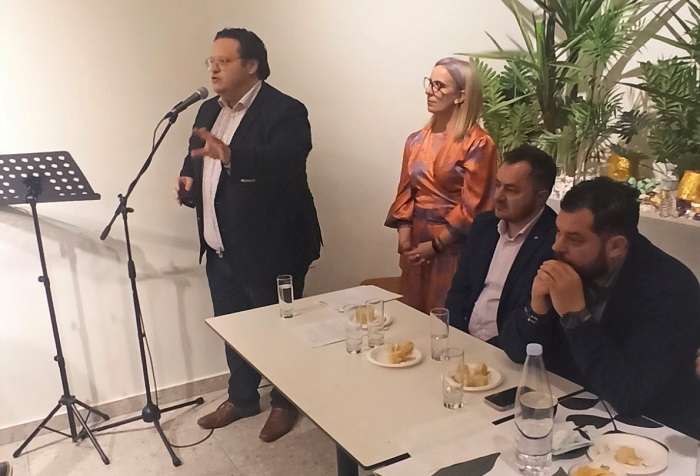 ΘΩΜΑΣ ΠΑΠΑΛΙΑΓΚΑΣ: ΔΥΝΑΤΟ ΠΑΣΟΚ ΓΙΑ ΝΑ ΕΠΙΣΤΡΕΨΕΙ ΚΑΙ ΠΑΛΙ Η ΕΛΠΙΔΑ