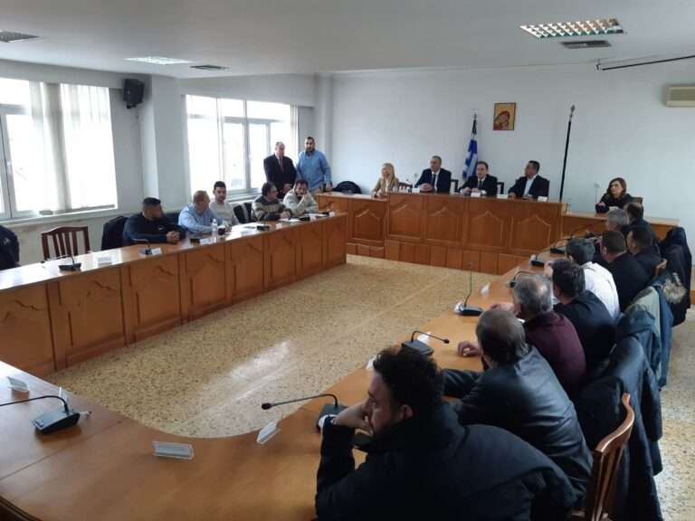 Η ΠΑΝΕΛΛΑΔΙΚΗ ΤΩΝ ΜΠΛΟΚΩΝ ΓΙΑ ΤΗ ΣΥΝΑΝΤΗΣΗ ΜΕ ΤΟΝ ΥΠΑΑΤ Γ. ΓΕΩΡΓΑΝΤΑ ΣΤΟΝ ΤΥΡΝΑΒΟ
