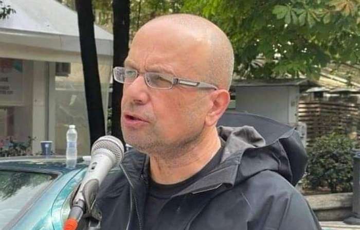 ΚΑΘΟΛΙΚΗ ΑΝΤΙΣΤΑΣΗ ΤΩΝ ΕΚΠΑΙΔΕΥΤΙΚΩΝ ΑΠΕΝΑΝΤΙ ΣΤΗΝ ΕΠΙΘΕΣΗ ΤΗΣ ΥΠΟΥΡΓΟΥ ΠΑΙΔΕΙΑΣ