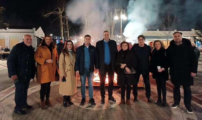 ΑΝΑΒΙΩΣΕ ΤΟ ΕΘΙΜΟ ΤΗΣ ΜΠΑΡΜΠΑΡΙΑΣ ΣΤΟΝ ΑΜΠΕΛΩΝΑ