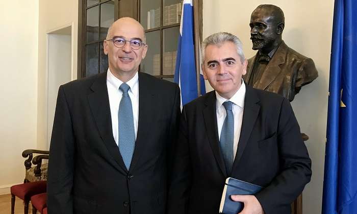 Ο Ν. ΔΕΝΔΙΑΣ ΠΡΟΣΚΕΚΛΗΜΕΝΟΣ ΤΟΥ Μ. ΧΑΡΑΚΟΠΟΥΛΟΥ ΣΕ ΕΚΔΗΛΩΣΗ ΣΤΗ ΛΑΡΙΣΑ