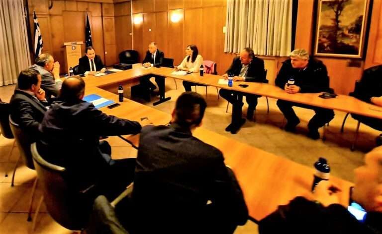 ΧΡ. ΚΕΛΛΑΣ: ΖΗΤΗΜΑ ΕΠΙΒΙΩΣΗΣ Η ΕΝΙΣΧΥΣΗ ΠΑΡΑΓΩΓΩΝ ΑΧΛΑΔΙΟΥ – ΣΤΑΦΥΛΙΟΥ ΣΤΟΝ ΤΥΡΝΑΒΟ