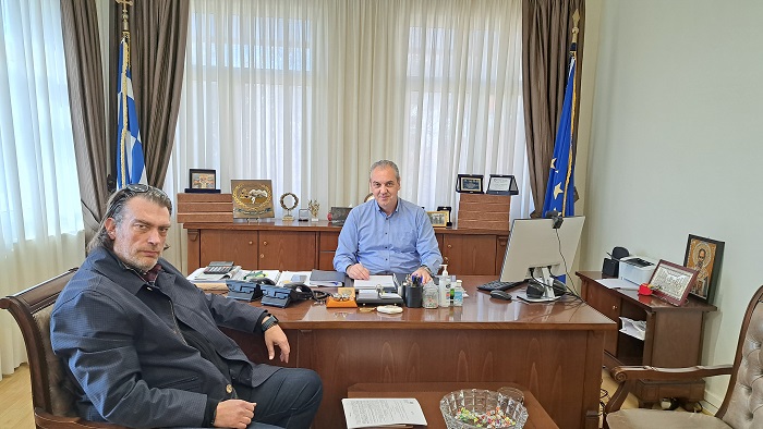ΝΕΟ ΓΗΠΕΔΟ ΜΠΑΣΚΕΤ ΚΑΙ ΒΟΛΕΪ  ΣΤΟ ΠΡΟΑΥΛΙΟ ΤΟΥ ΓΥΜΝΑΣΙΟΥ – Λ.Τ. ΤΣΑΡΙΤΣΑΝΗΣ