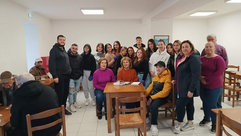 ΕΠΙΣΚΕΨΗ ΤΟΥ ΕΠΑΛ ΕΛΑΣΣΟΝΑΣ ΣΤΟ ΚΑΠΗ ΤΗΣ ΠΟΛΗΣ