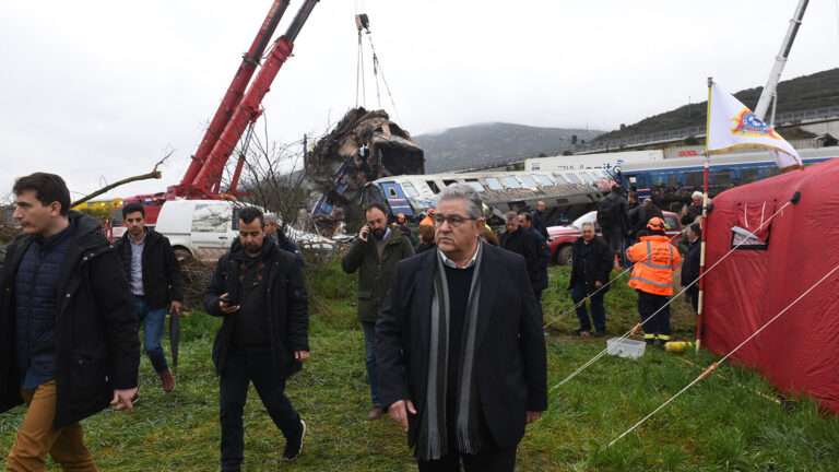 Δ. ΚΟΥΤΣΟΥΜΠΑΣ: ΤΟ ΜΑΧΑΙΡΙ ΝΑ ΦΤΑΣΕΙ ΣΤΟ ΚΟΚΚΑΛΟ ΓΙΑ ΤΟ ΠΡΟΔΙΑΓΕΓΡΑΜΜΕΝΟ ΕΓΚΛΗΜΑ