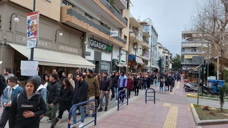 Η ΕΝΩΣΗ ΛΟΓΙΣΤΩΝ ΛΑΡΙΣΑΣ ΚΑΛΕΙ ΣΕ ΜΑΖΙΚΗ ΣΥΜΜΕΤΟΧΗ ΣΤΗ ΣΗΜΕΡΙΝΗ ΣΥΓΚΕΝΤΡΩΣΗ ΣΤΗ ΛΑΡΙΣΑ