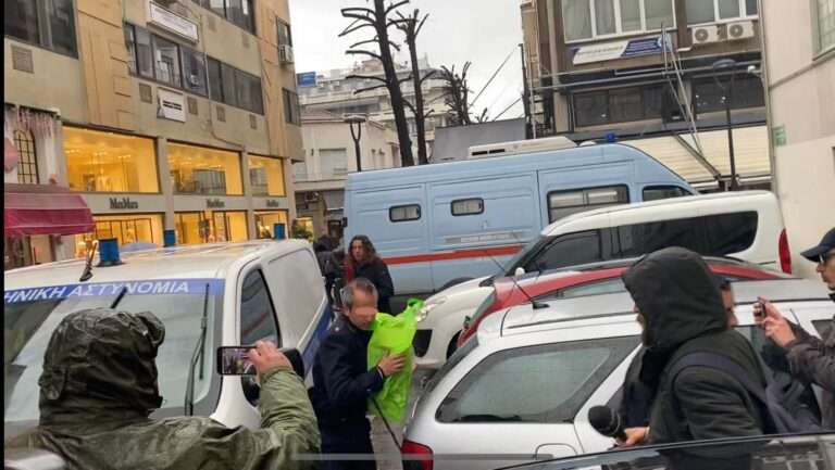 ΠΗΡΕ ΠΡΟΘΕΣΜΙΑ ΚΑΙ ΘΑ ΑΠΟΛΟΓΗΘΕΙ ΤΟ ΣΑΒΒΑΤΟ Ο ΣΤΑΘΜΑΡΧΗΣ ΛΑΡΙΣΑΣ (ΒΙΝΤΕΟ)