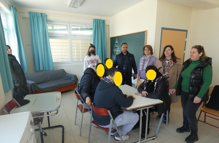 ΕΠΙΣΚΕΨΗ ΤΟΥ Ε.Ε.Ε.ΕΚ. ΒΕΡΟΙΑΣ ΣΤΟ Ε.Ε.Ε.ΕΚ. ΛΑΡΙΣΑΣ