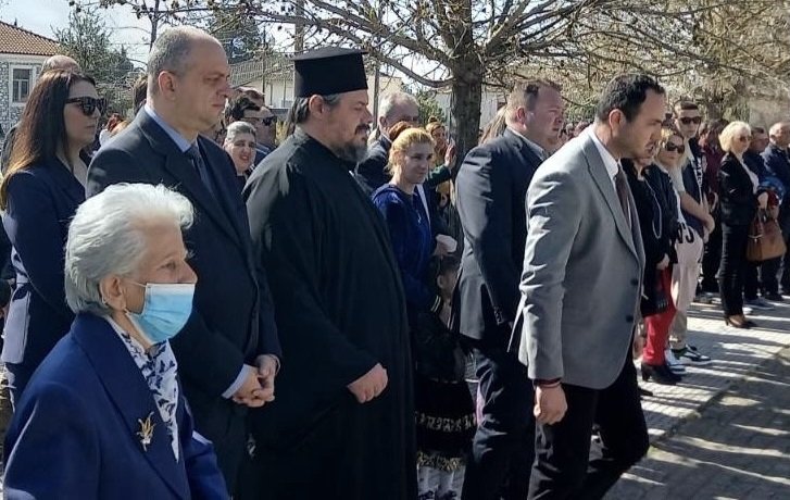 ΤΟ ΕΘΝΙΚΟ ΚΑΙ ΘΡΗΣΚΕΥΤΙΚΟ ΣΥΝΑΙΣΘΗΜΑ ΜΕΤΑΛΑΜΠΑΔΕΥΕΤΑΙ ΑΠΟ ΓΕΝΙΑ ΣΕ ΓΕΝΙΑ